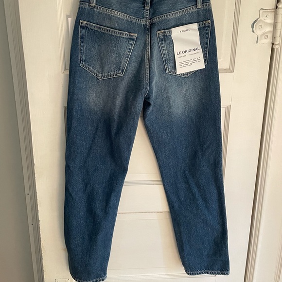 Frame Hi Rise Straight Leg Jean - Picture 3 of 6